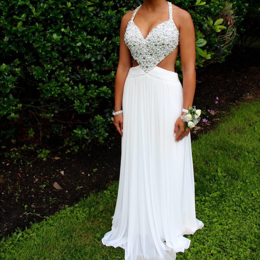 Fancy dress- for prom or any nice event